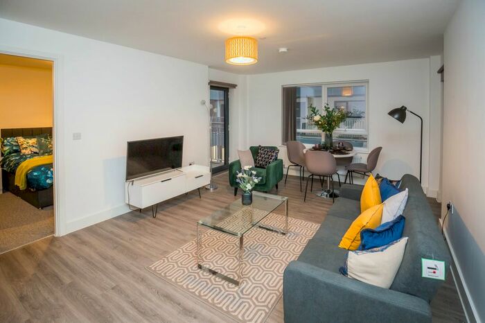 2 Bedroom Flat To Rent In Hurst Street, Liverpool, Liverpool, L1