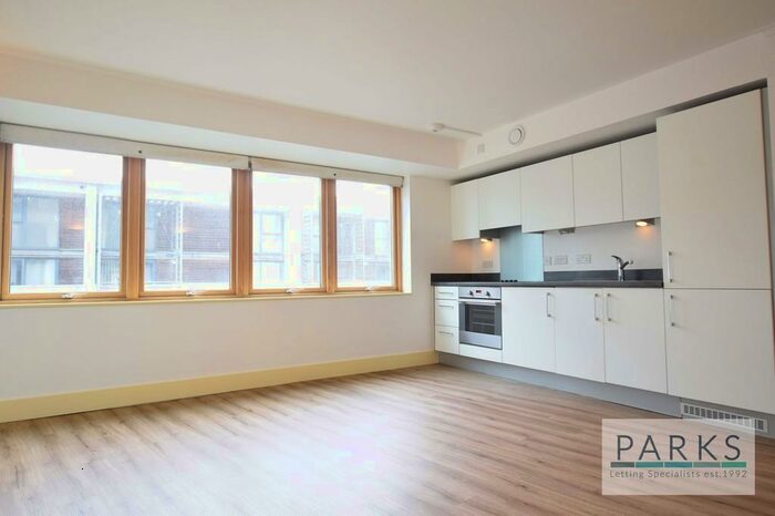 Studio To Rent In Brighton Belle, Brighton, BN1