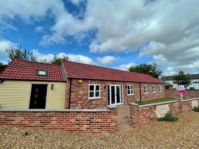 3 Bedroom Detached Bungalow To Rent In Barkers Drive, Feltwell, IP26