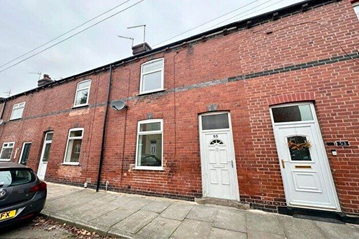 2 Bedroom Terraced House To Rent In Hunt Street, Castleford, WF10
