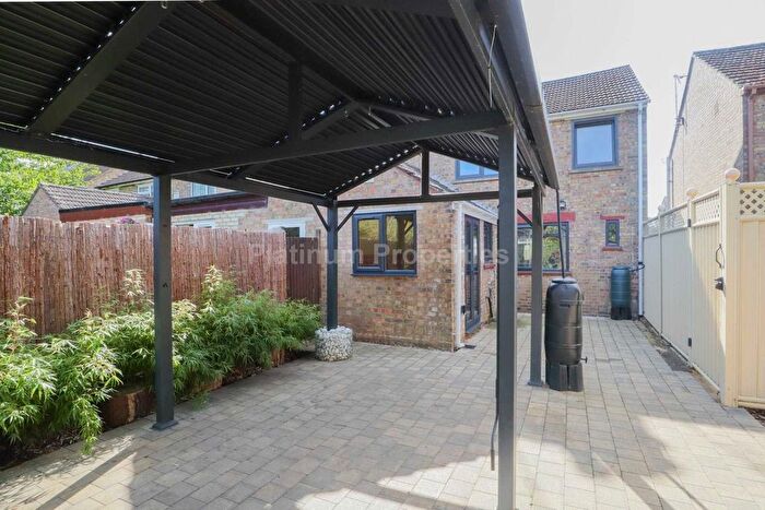 3 Bedroom End Of Terrace House To Rent In St. Johns Road, Ely, CB6