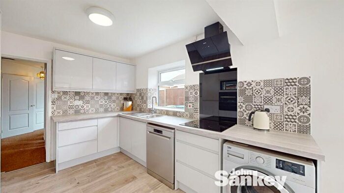2 Bedroom Semi-Detached Bungalow For Sale In Gordondale Road, Mansfield, NG19