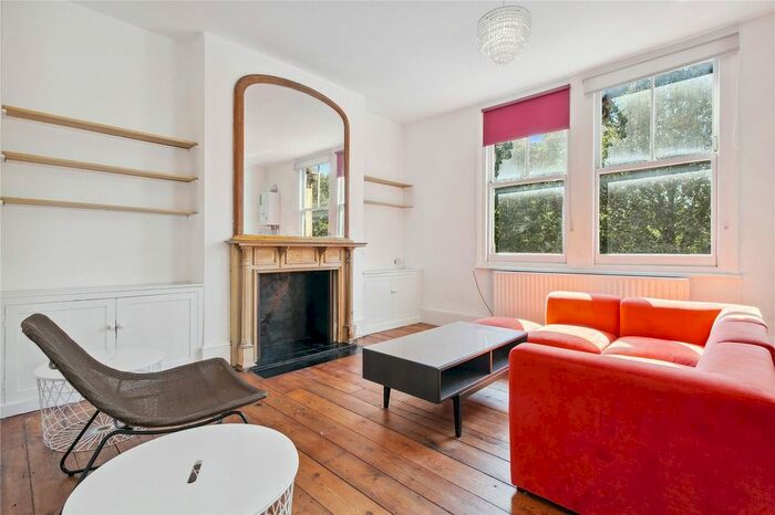 2 Bedroom Flat To Rent In Queenstown Road, Battersea, SW8