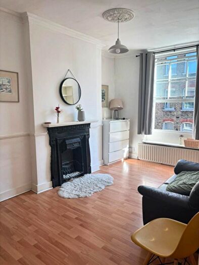 1 Bedroom Flat To Rent In Leather Lane, London, EC1N