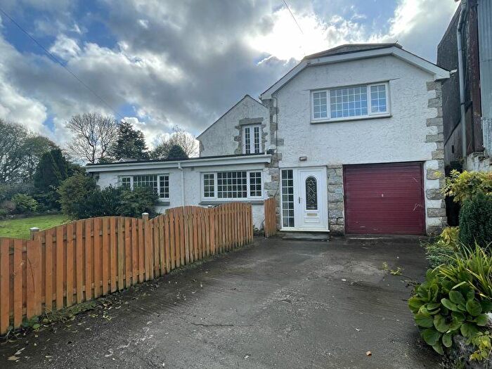 4 Bedroom Semi-Detached House For Sale In Higher Carblake, Four Winds, Bodmin, PL30