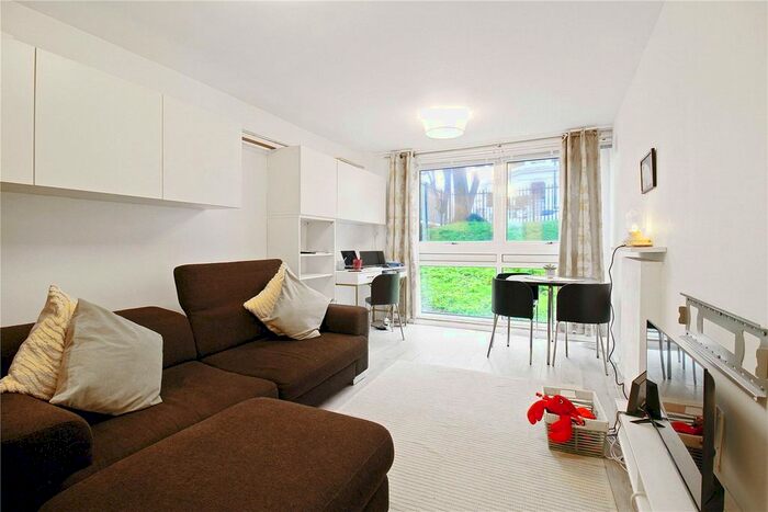 1 Bedroom Flat To Rent In Tavistock Crescent, London, W11