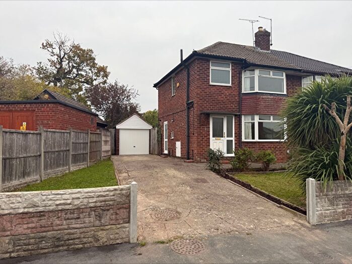 3 Bedroom Property To Rent In Hawthorn Road, Chester, CH4
