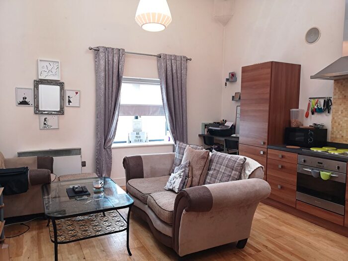 2 Bedroom Property To Rent In Barton Court, Warrington, WA2