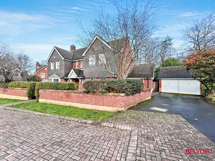 4 Bedroom Detached House To Rent In Grace Gardens, Cheltenham, GL51