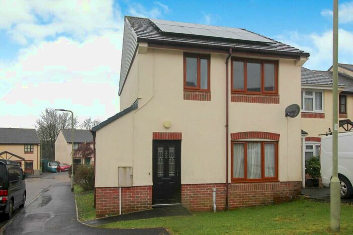 3 Bedroom Semi-Detached House To Rent In Holsworthy, Devon, EX22