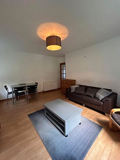 2 Bedroom Detached House To Rent In Saggar Street, West End, Dundee, DD2