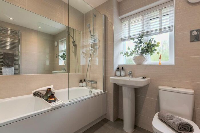 5 Bedroom Detached House For Sale In Ockham Road North, East Horsley, Surrey, KT24