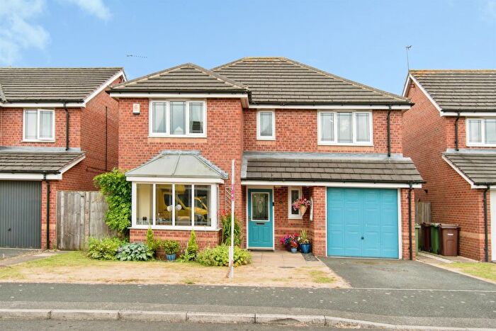 4 Bedroom Detached House For Sale In Whitwell Drive, Streethouse, Pontefract, WF7
