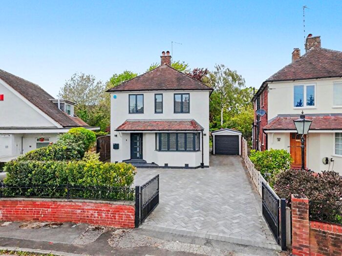 4 Bedroom Detached House For Sale In The Circuit, Alderley Edge, SK9