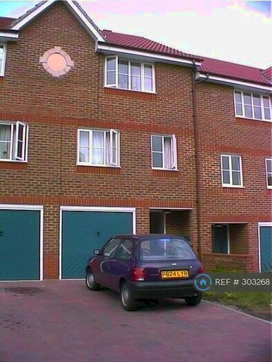 4 Bedroom Terraced House To Rent In Redbourne Drive, London, SE28
