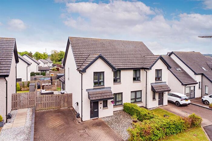 3 Bedroom Semi-Detached House For Sale In Eagles Crescent, Motherwell, ML1