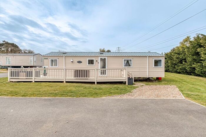 2 Bedroom Detached House For Sale In Butt Lane, Burgh Castle, NR31