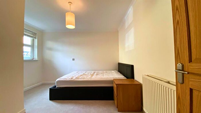 1 Bedroom Flat To Rent In Redland, Bristol, BS6