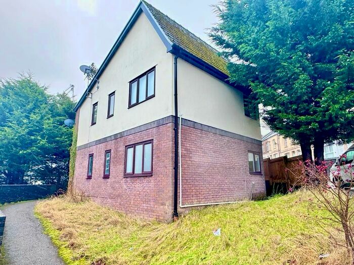 1 Bedroom Flat To Rent In Pentwyn Heights, Pentwyn, Abersychan, Pontypool, NP4