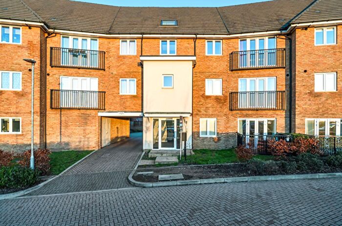 1 Bedroom Flat For Sale In Ellwood Fields, Binfield, Bracknell, RG42