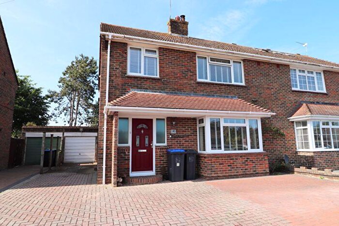 3 Bedroom Semi-Detached House For Sale In Terringes Avenue, Worthing, BN13