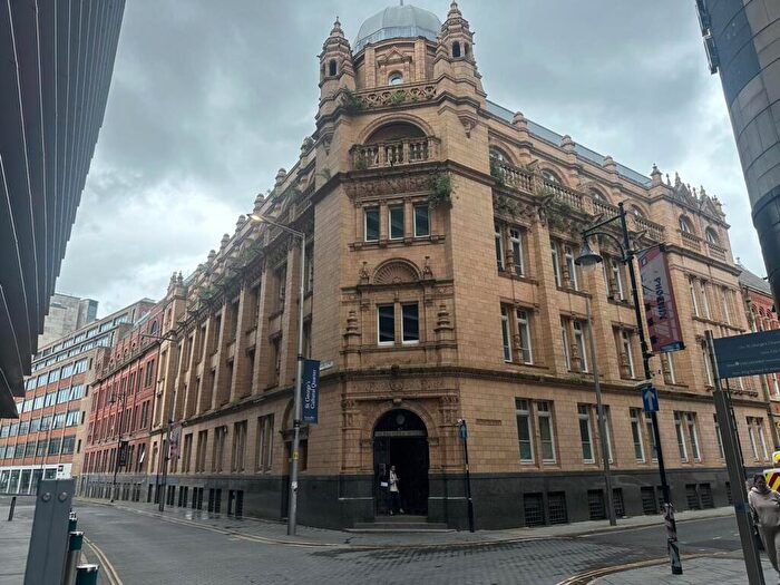 3 Bedroom Apartment To Rent In Alexandra House, Rutland Street, Leicester, LE1