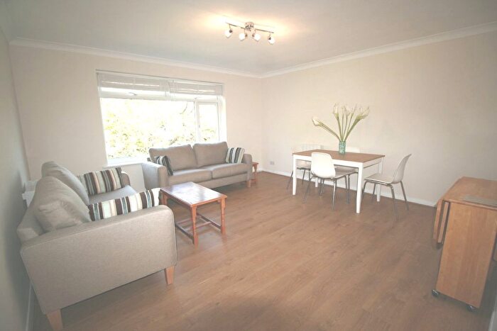 2 Bedroom Flat To Rent In Spencer Hill, Wimbledon, SW19