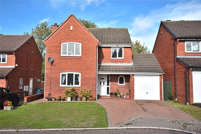 4 Bedroom Detached House For Sale In Kirkfield Gardens, Leeds, West Yorkshire, LS15
