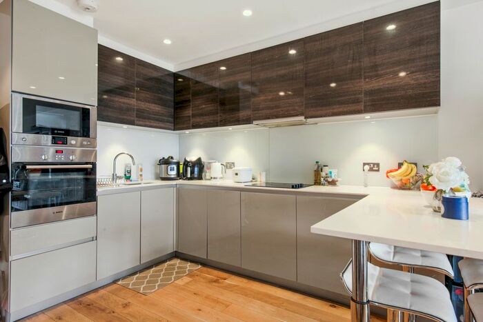 2 Bedroom Flat To Rent In Barking Road, London, E16