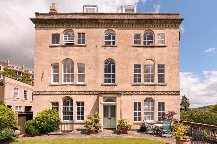 2 Bedroom Apartment To Rent In Upper East Hayes, BA1