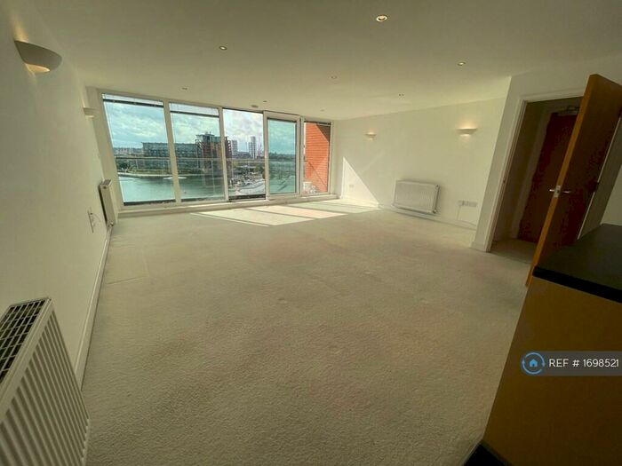 2 Bedroom Flat To Rent In Adriatic Apartments, London, E16