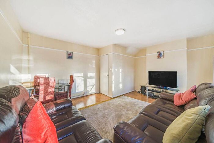 2 Bedroom Flat To Rent In Boone Street, Lewisham, London, SE13