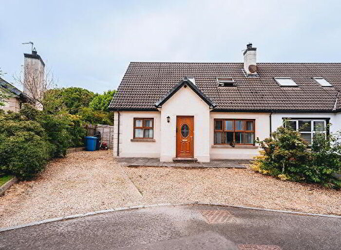 4 Bedroom Semi-Detached House For Sale In Mountview Close, Ballymoney, BT53