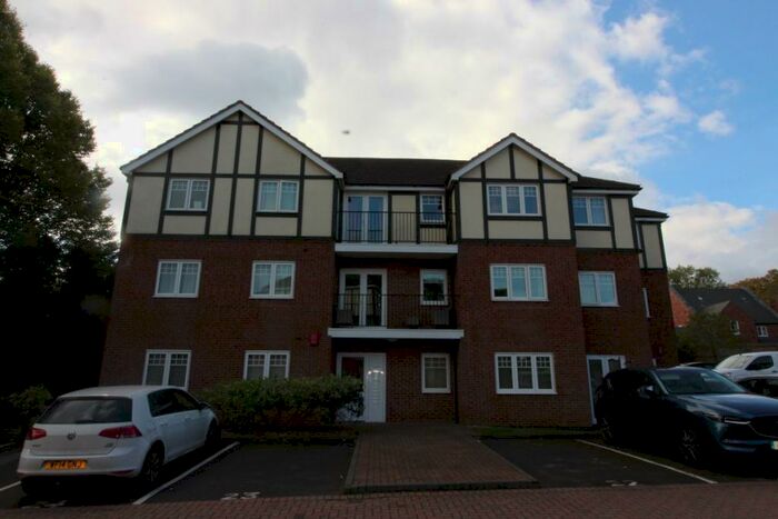 2 Bedroom Apartment To Rent In Appleton Gardens, NG3