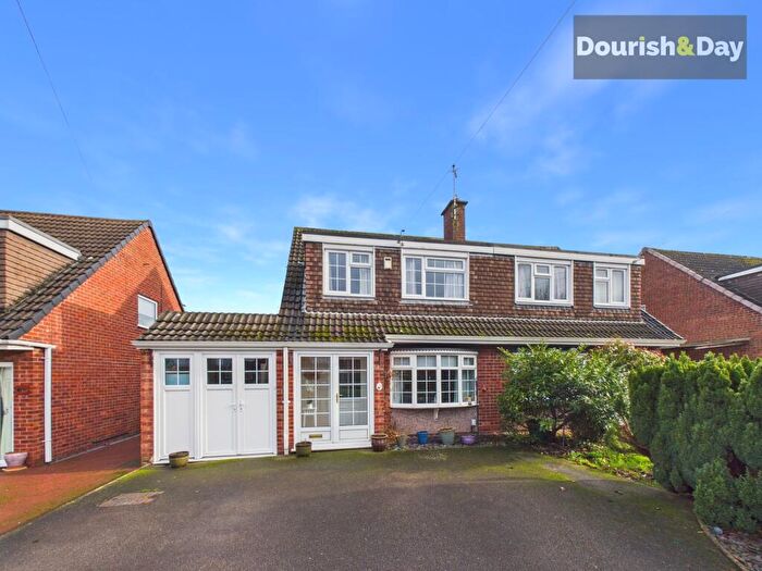 4 Bedroom Semi-Detached House For Sale In Mendip Avenue, Stafford, ST17