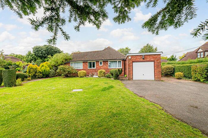 3 Bedroom Detached House For Sale In Woolage Green, Canterbury, CT4
