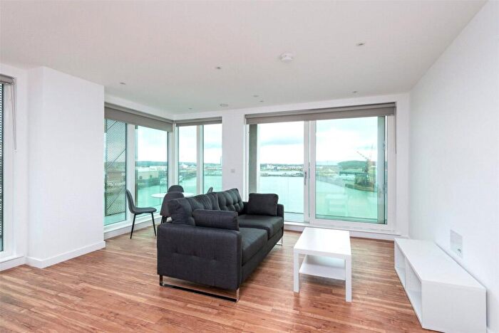 2 Bedroom Flat For Sale In Chatham Waters, South House, Gillingham Gate Road, Gillingham, ME4