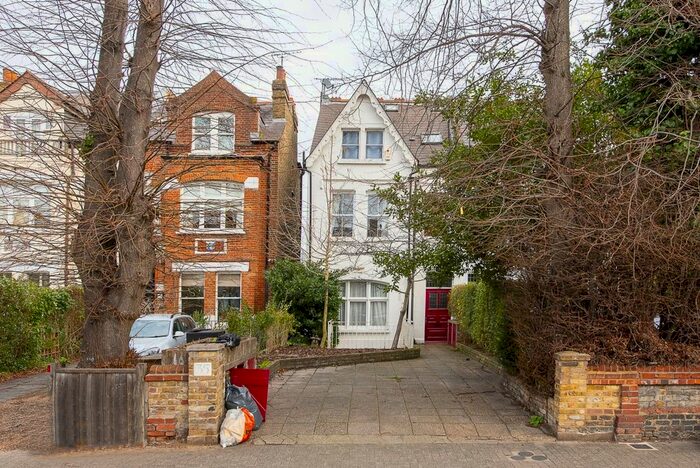 2 Bedroom Flat To Rent In Deodar Road, London, SW15