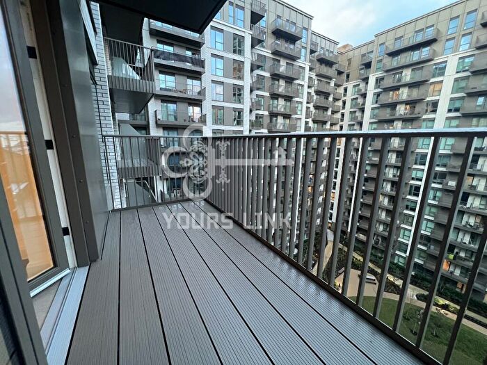 1 Bedroom Apartment To Rent In Ellipse House, Eden Place, London, E16