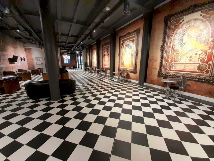 2 Bedroom Apartment To Rent In Tobacco Warehouse, L3