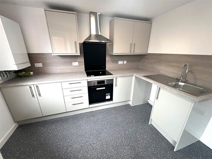 2 Bedroom Flat To Rent In Keary Street, Stoke-On-Trent, ST4