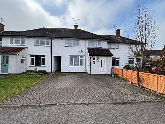 3 Bedroom Terraced House For Sale In Barton Way, Borehamwood, WD6