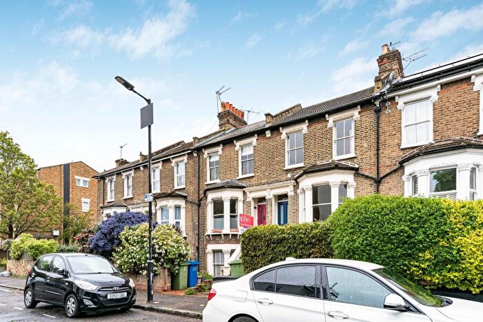 2 Bedroom Maisonette To Rent In St Giles Road, , London, SE5