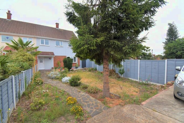 3 Bedroom Semi-Detached House To Rent In Albany Road, Belvedere, DA17