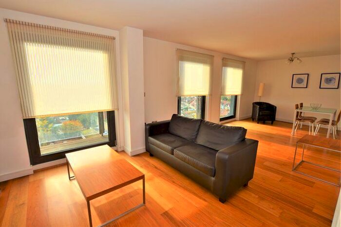 1 Bedroom Flat To Rent In High Street, Slough, SL1