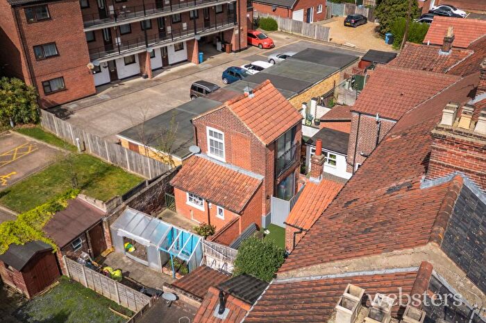 1 Bedroom Detached House For Sale In Heath Road, Norwich, NR3