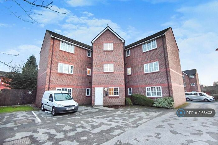 2 Bedroom Flat To Rent In Slack Road, Manchester, M9