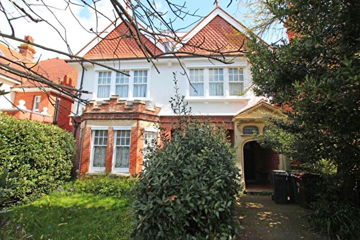3 Bedroom Flat For Sale In Arlington Road, Eastbourne, BN21