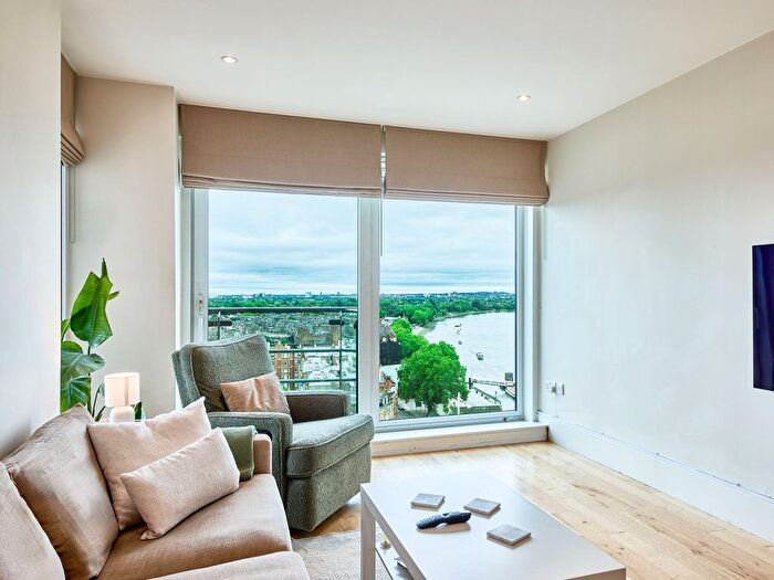 2 Bedroom Flat To Rent In Brewhouse Lane, London, SW15