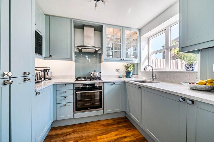 3 Bedroom Terraced House For Sale In Mill Court, Kent, Ashford, TN24
